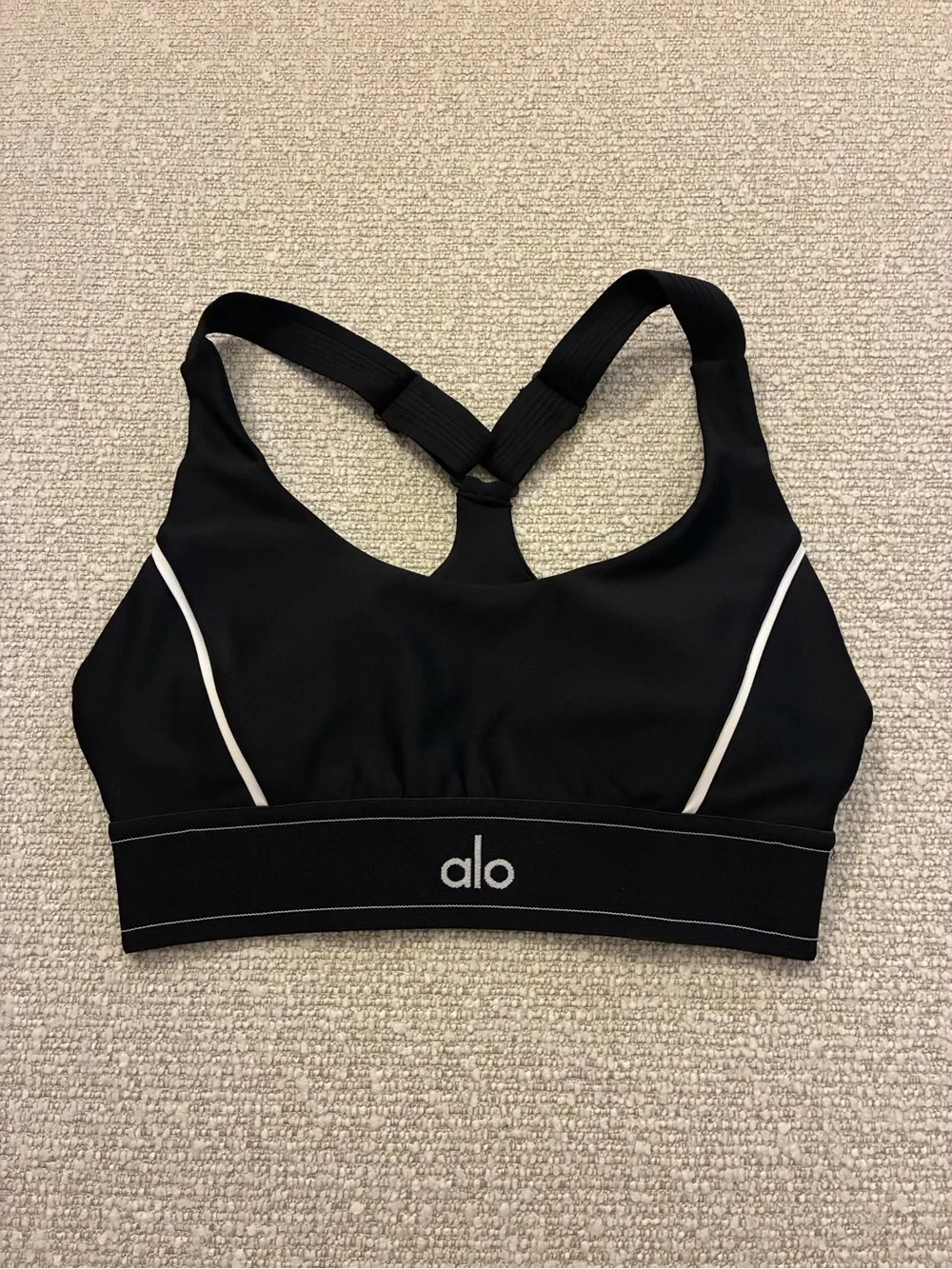 ALO Yoga Airlift Suit Up Bra